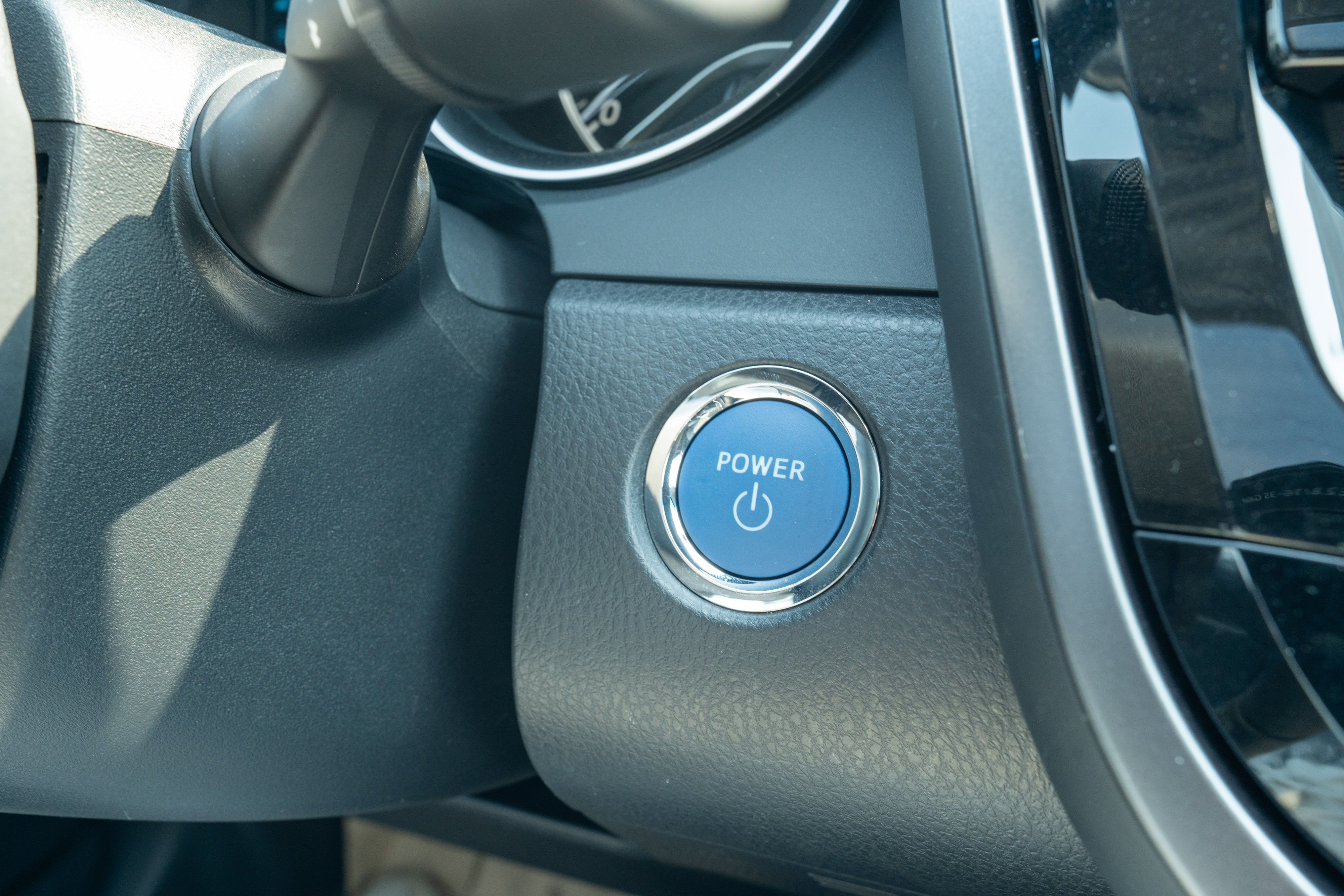 chi tiết Toyota Camry 2.5HV 2022 ảnh 14 chi tiet Toyota Camry 2.5HV 2022 anh 14