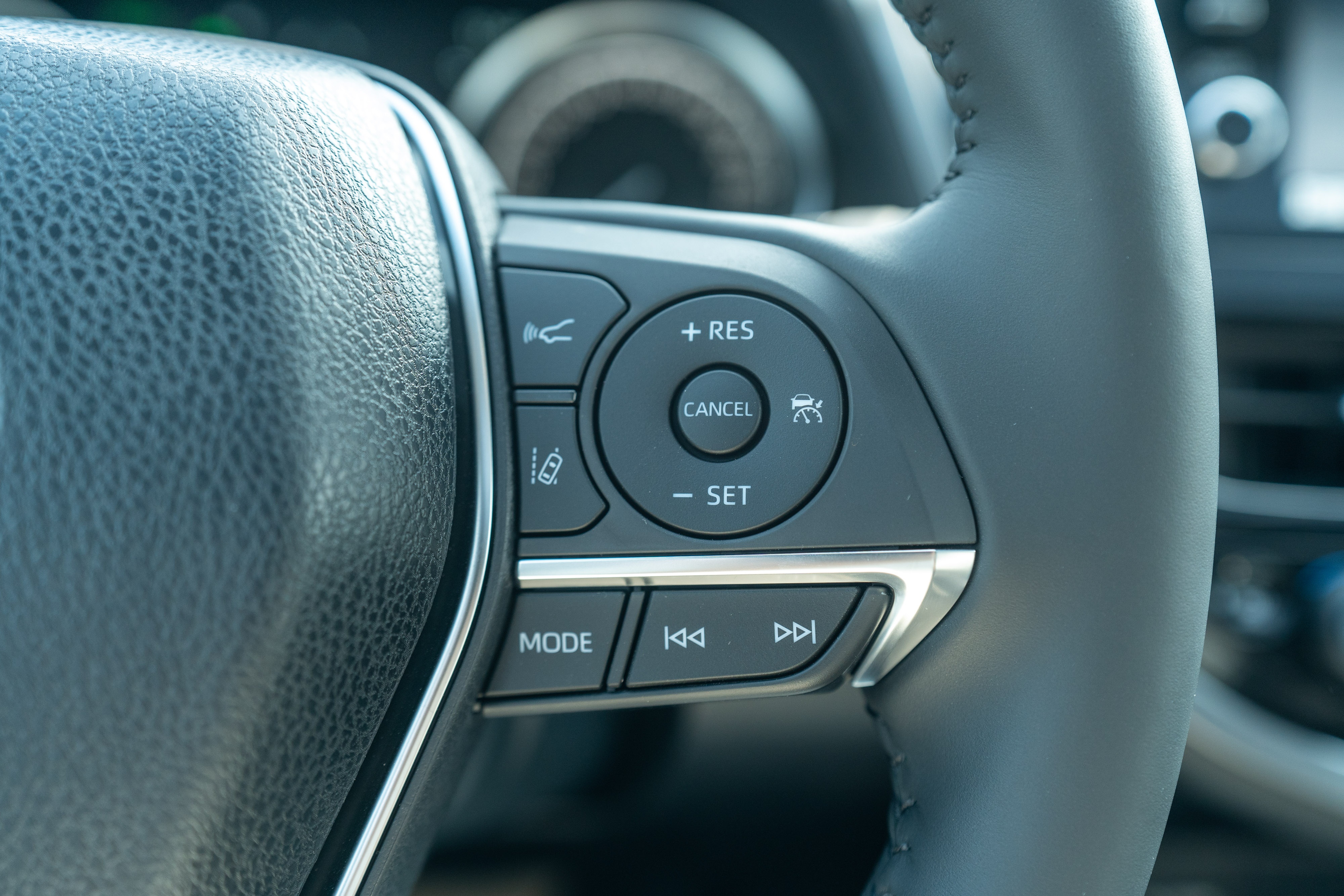 chi tiết Toyota Camry 2.5HV 2022 ảnh 17 chi tiet Toyota Camry 2.5HV 2022 anh 17