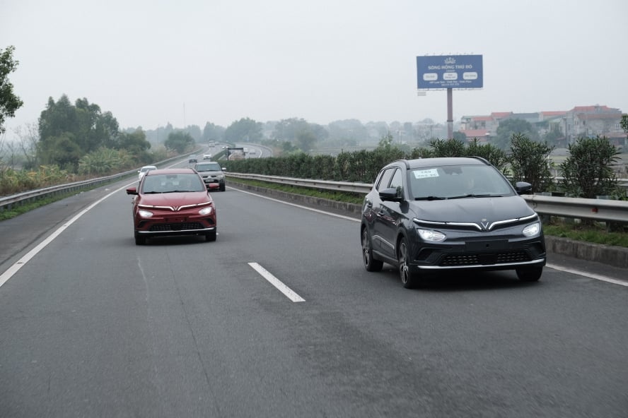 danh gia xe dien VinFast VF e34 anh 4