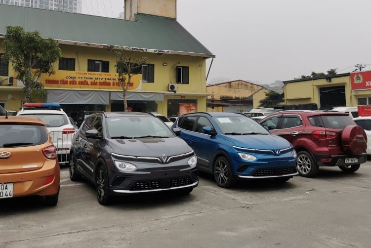 Ngay dau mien phi truoc ba oto dien - dang ky nhanh gon nhu xe xang hinh anh