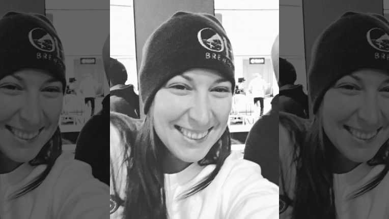 nguoi bieu tinh thiet mang anh 1