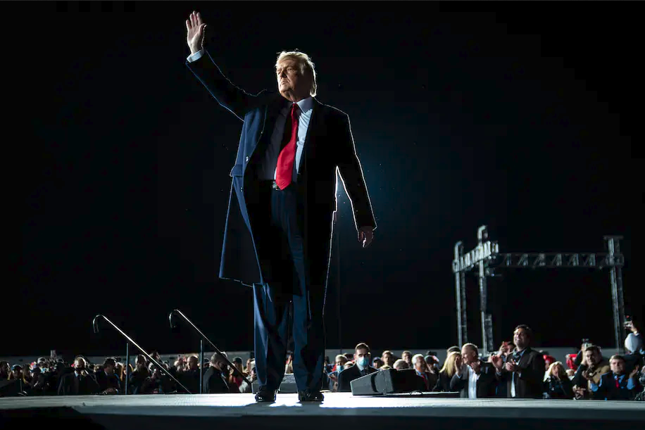 Phe Cong hoa chay dua tan dung nang luc gay quy cua ong Trump hinh anh