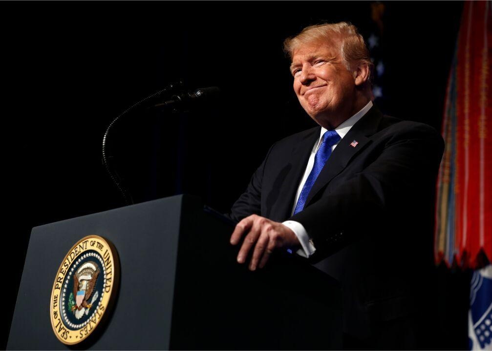 Hang loat thanh pho doi ong Trump tra phi cho cuoc chien phap ly hinh anh