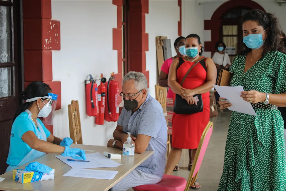 So ca nhiem o Seychelles tang gap doi trong mot tuan hinh anh