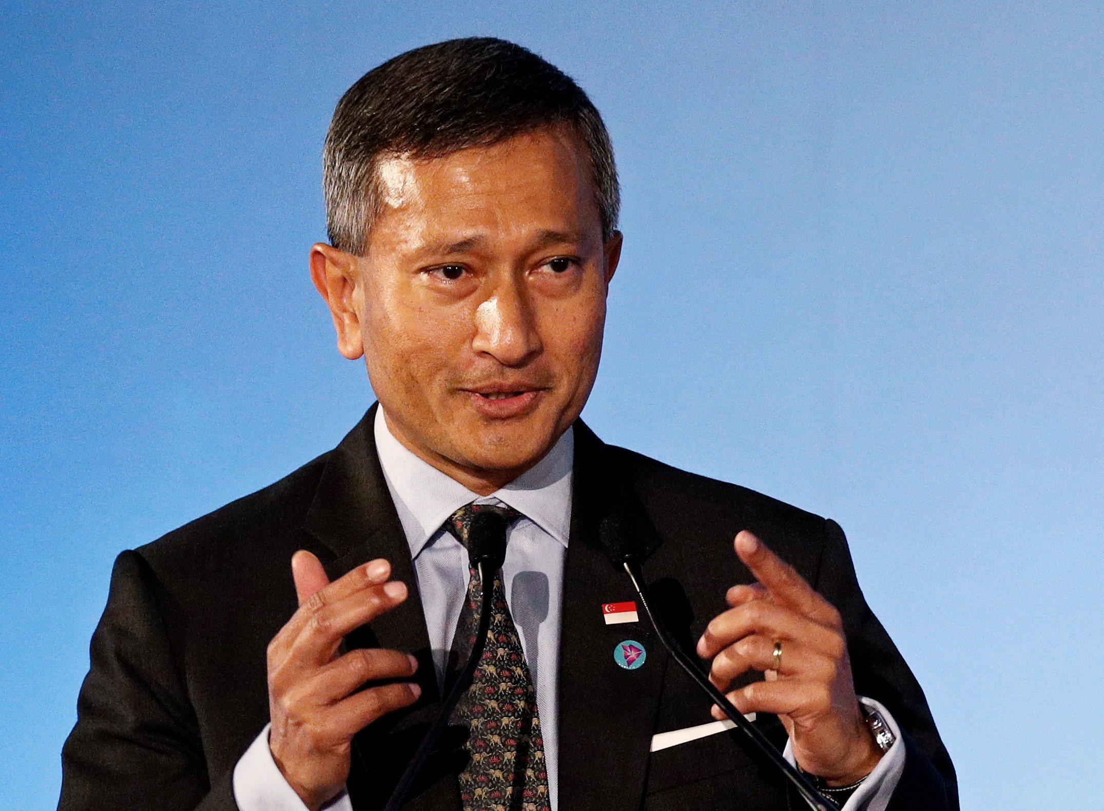 Ngoai truong Singapore: Tinh hinh Myanmar chuyen bien cham hinh anh