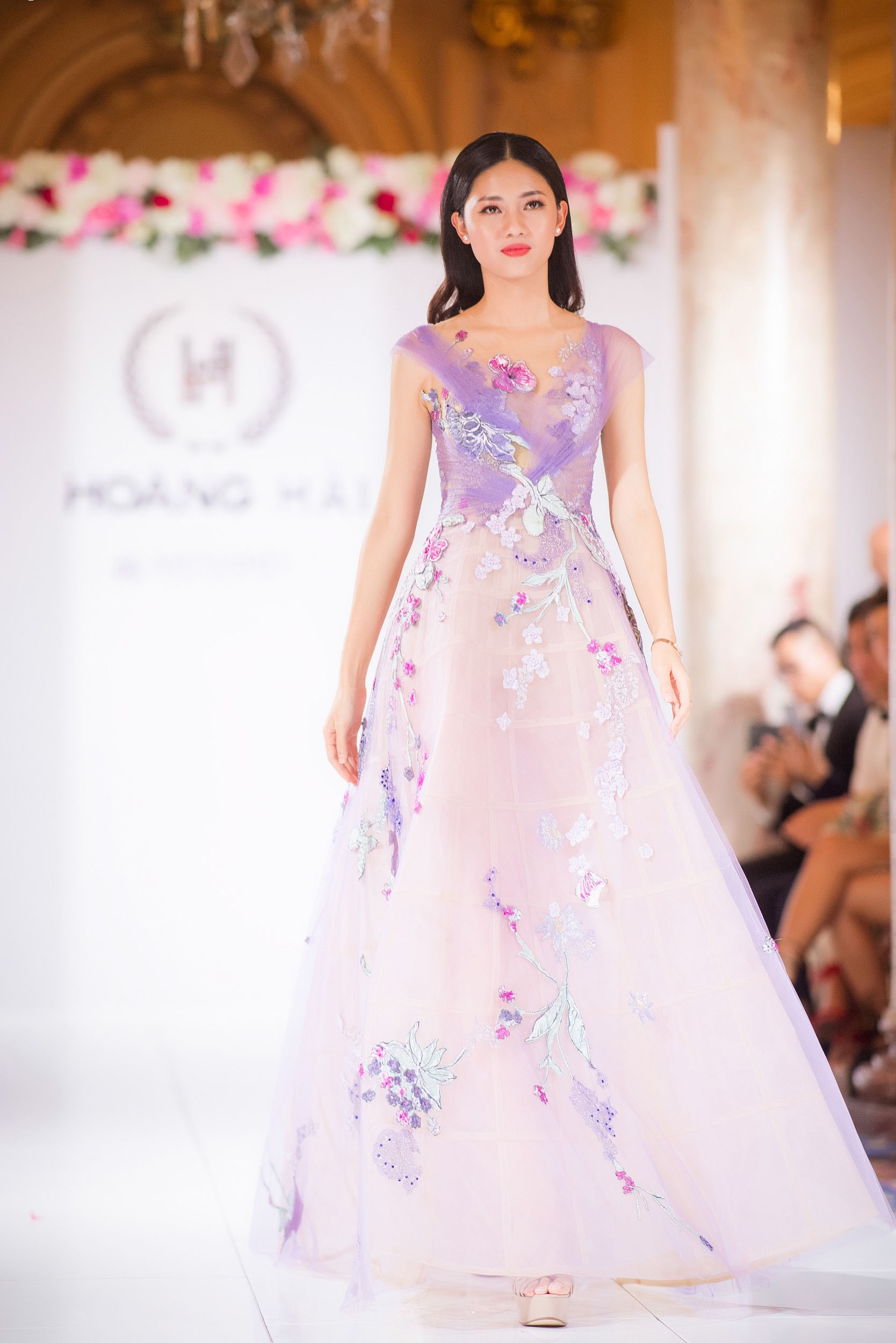 Hoa hau Do My Linh anh 8