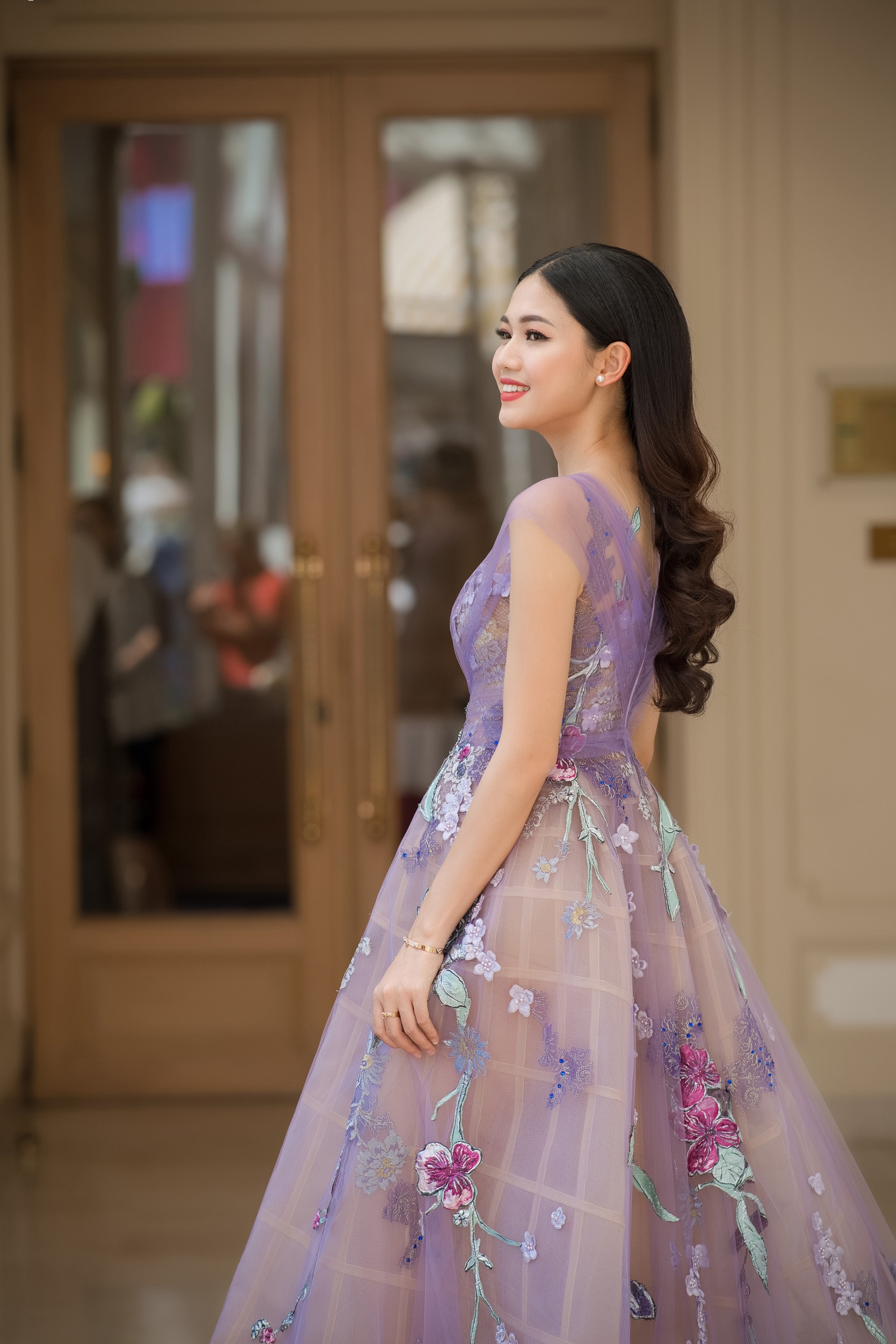 Hoa hau Do My Linh anh 9