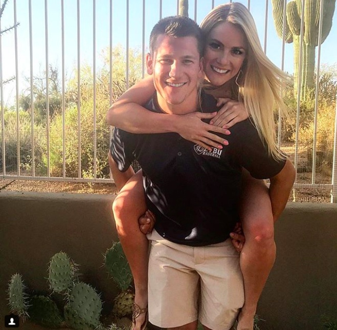 hinh anh ban trai cua Miss USA 2018 anh 6