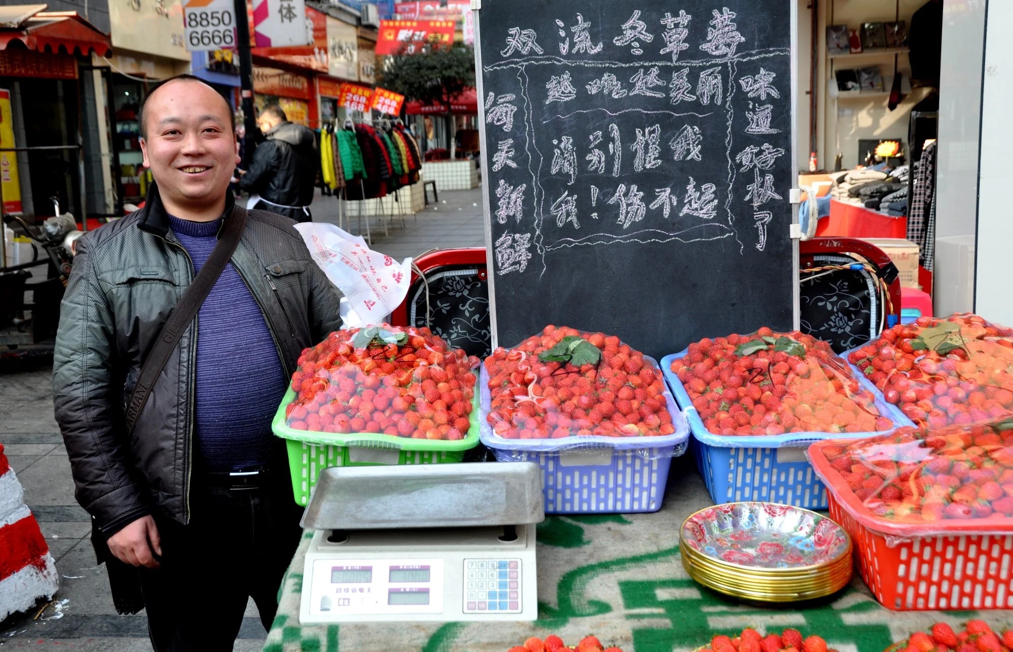 trao luu Trung Quoc anh 2