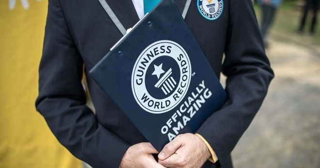 cu ba cao tuoi nhat anh 1