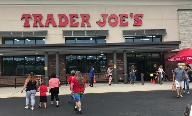 tui tote Trader Joe's anh 1