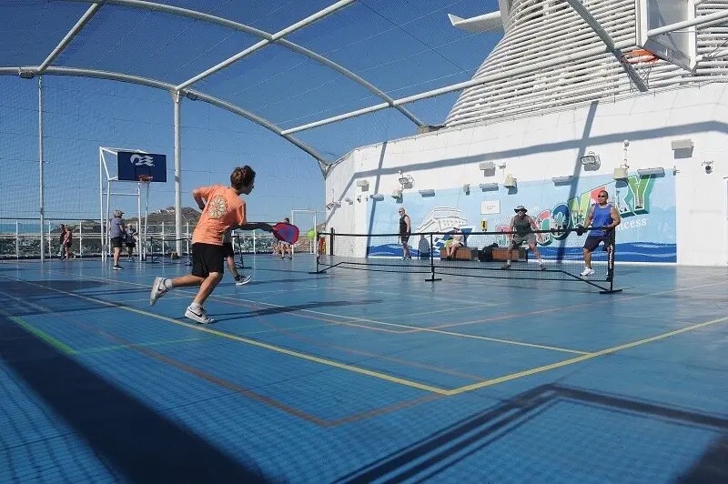 chơi pickleball khi du lịch ảnh 2 choi pickleball khi du lich anh 2