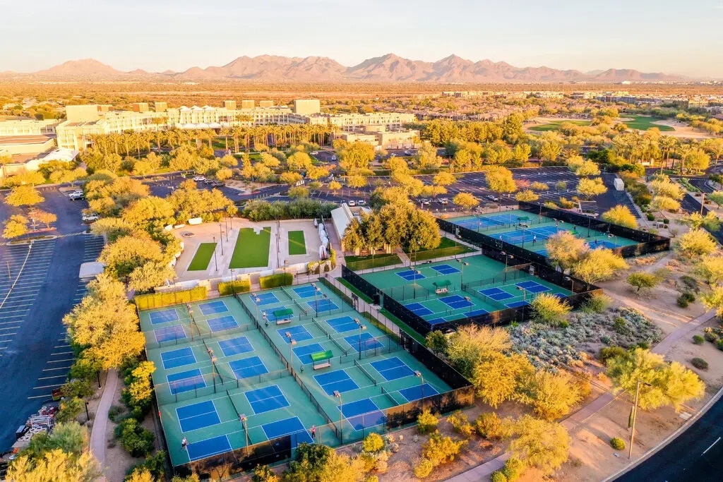 chơi pickleball khi du lịch ảnh 3 choi pickleball khi du lich anh 3
