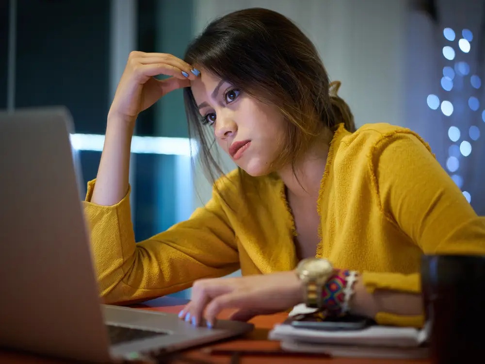 'Song ve dem' de tranh nang nong ban ngay hinh anh