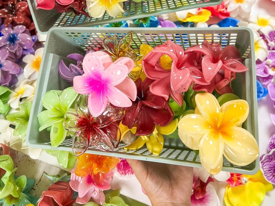 Ke khoc, nguoi cuoi khi ban hang theo trend kep toc, gau bong hinh anh