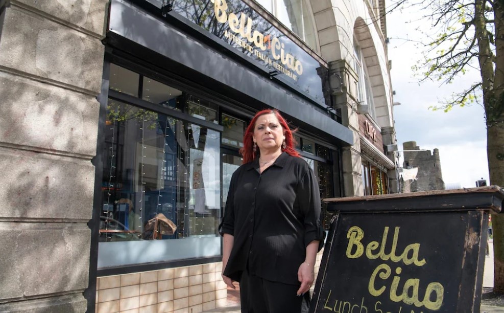 an quyt o nha hang anh 5