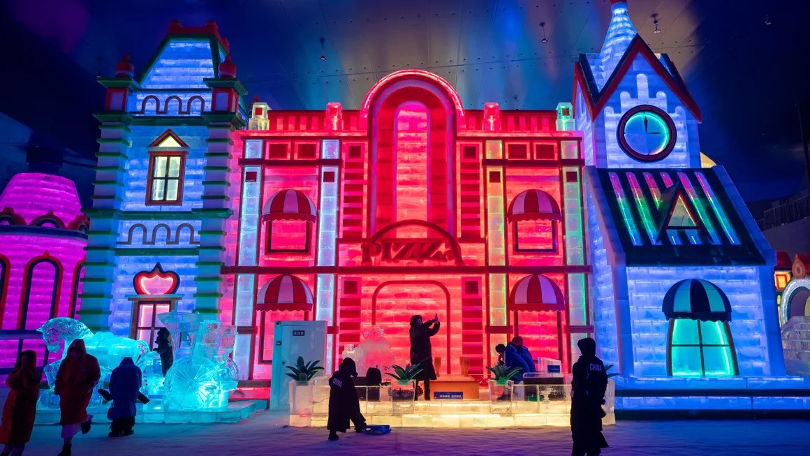 Bang dang lon nhat the gioi ra mat giua nang nong hinh anh