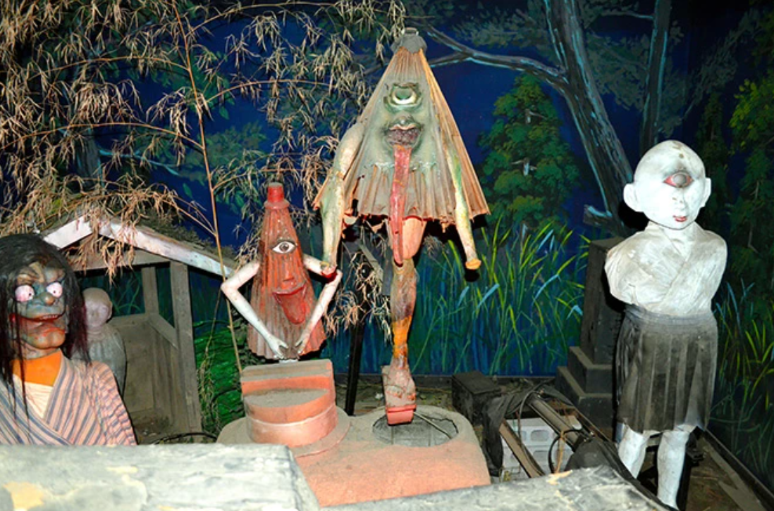 tranh nong trong nha ma anh 1