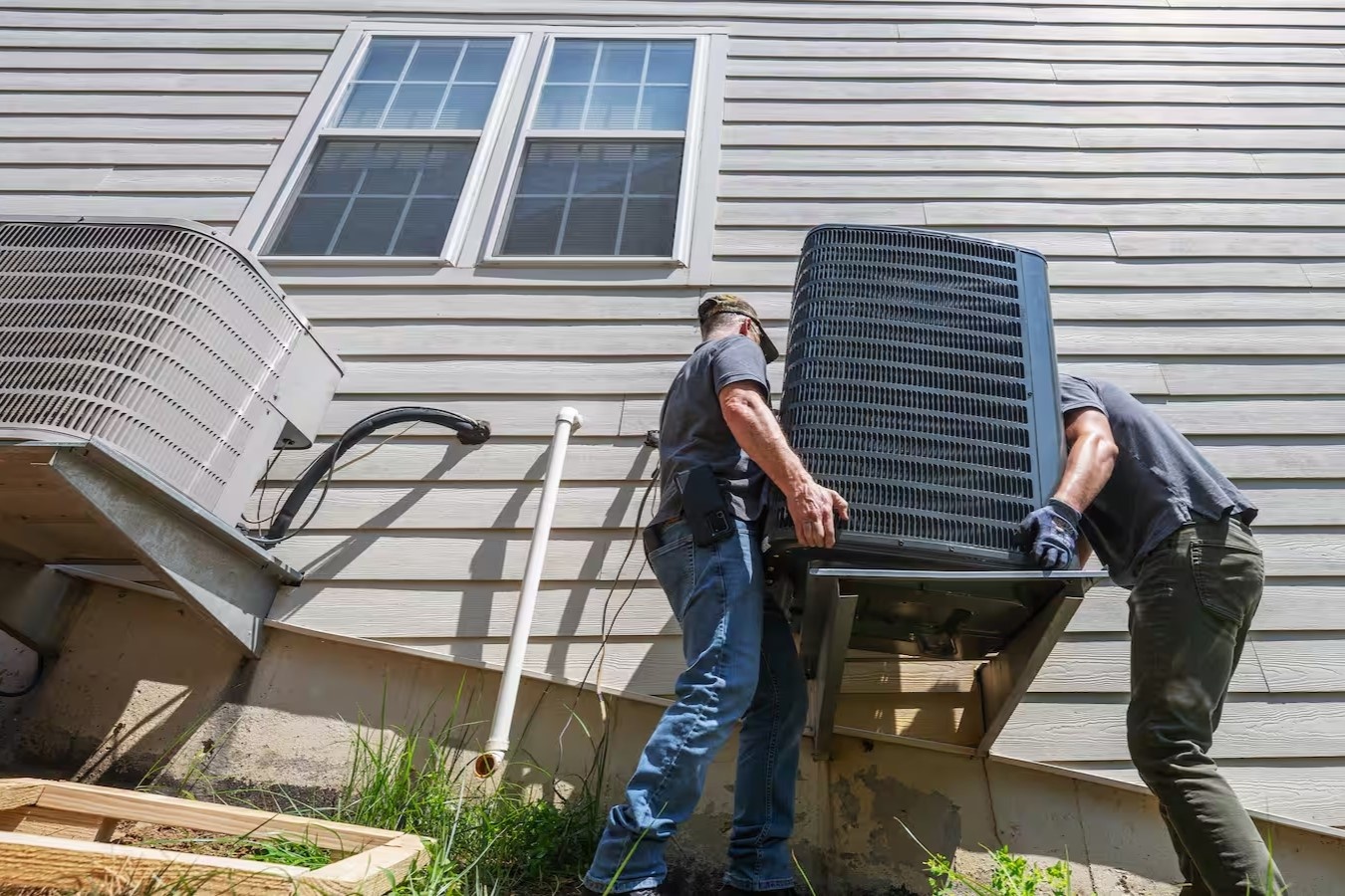 Dung may lanh bi bao canh sat o 'noi an nau cua nguoi giau' hinh anh