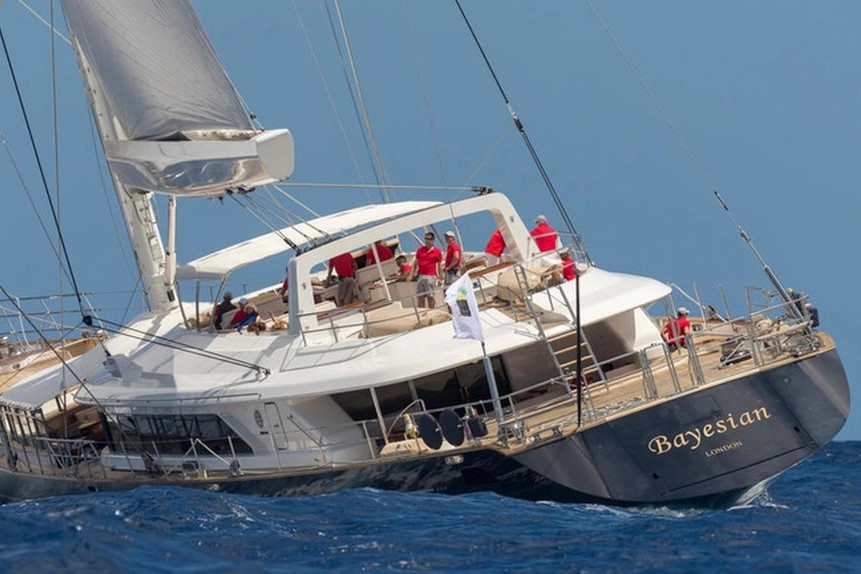 Thuy thu tren sieu du thuyen Bayesian ke lai khoanh khac tu than hinh anh