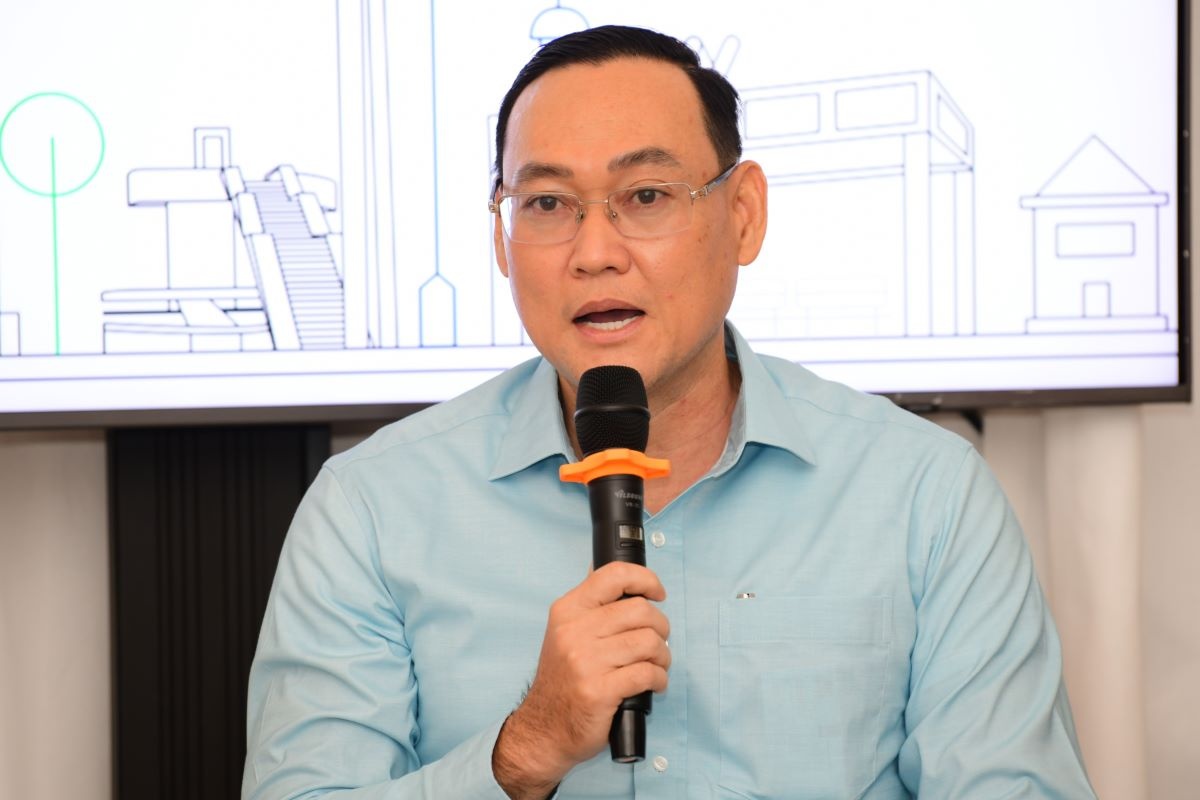 Toan bo he thong chieu sang duong pho TP.HCM se su dung den LED hinh anh