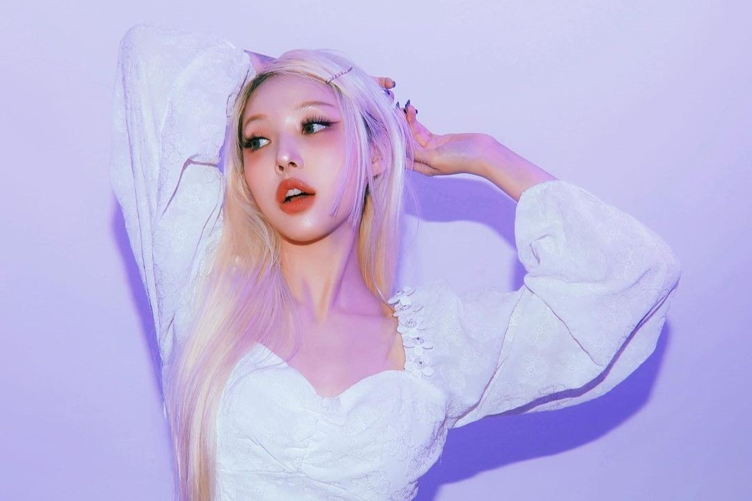 Cach rua mat bang tra xanh cua ‘phu thuy makeup xu Han’ hinh anh