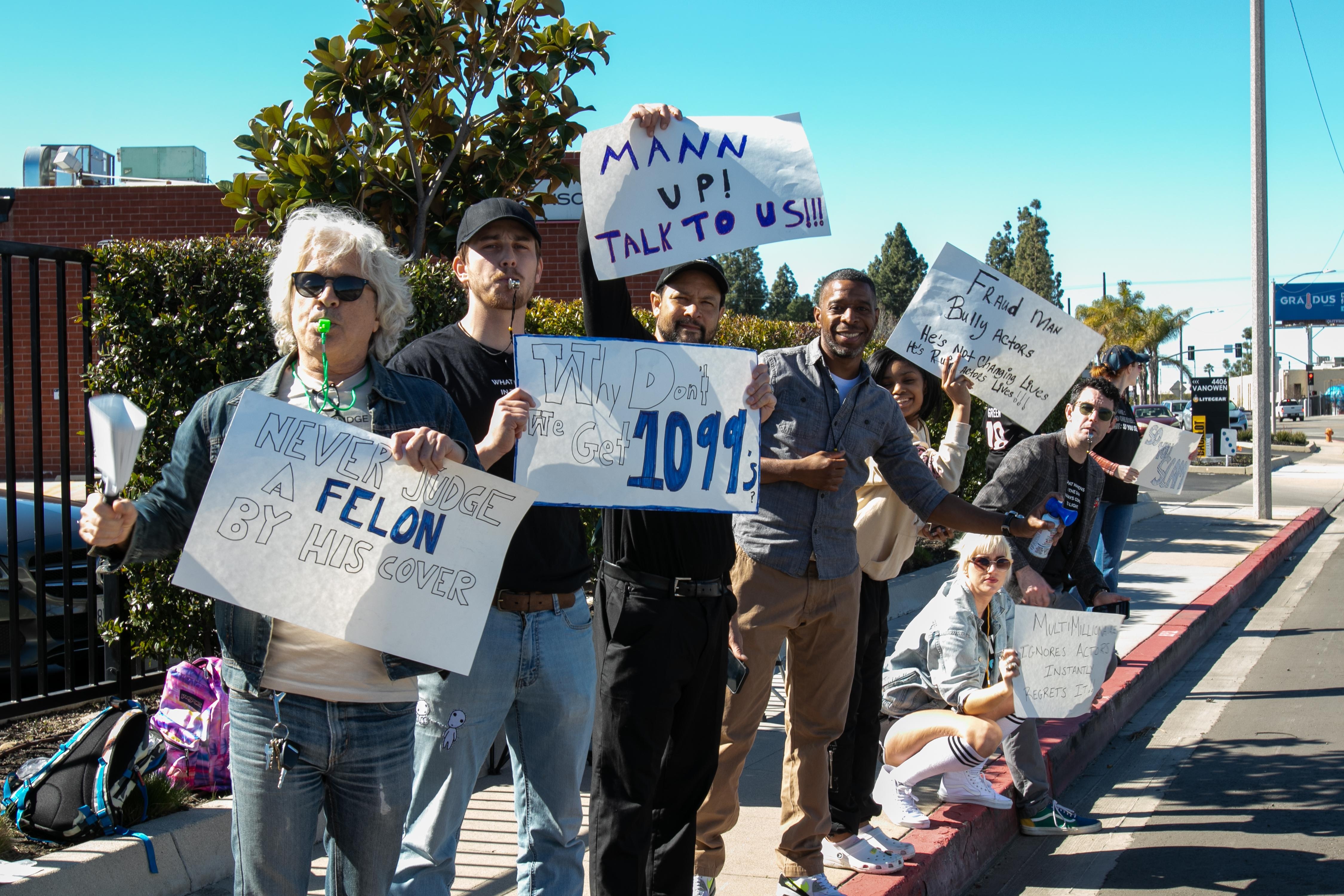 Vua YouTube bi kien anh 2