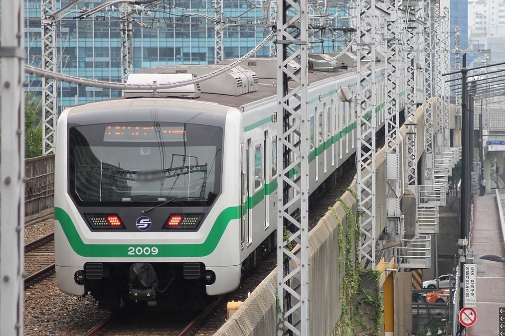 Gay tranh cai khi goi du khach Trung Quoc la ‘ke phan dien’ o Han Quoc hinh anh