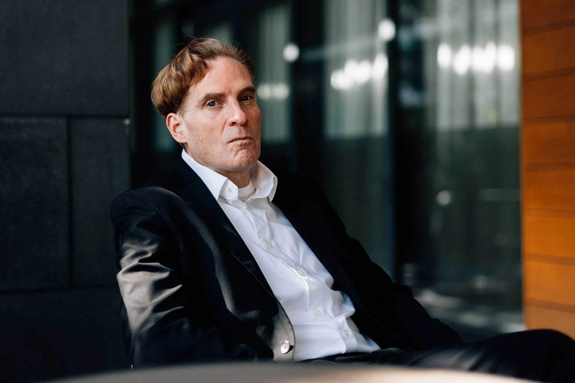 Ty phu quyet co 50 dua con, lua hon 10 nguoi hien trung, mang thai ho hinh anh