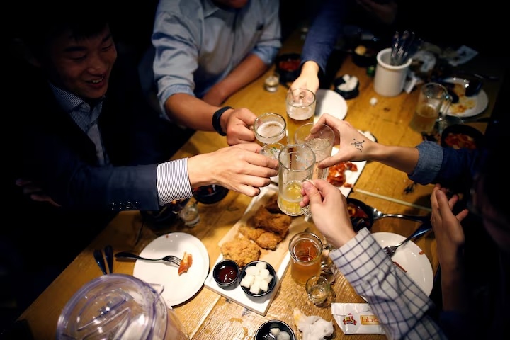 uong ruou o Han Quoc anh 2