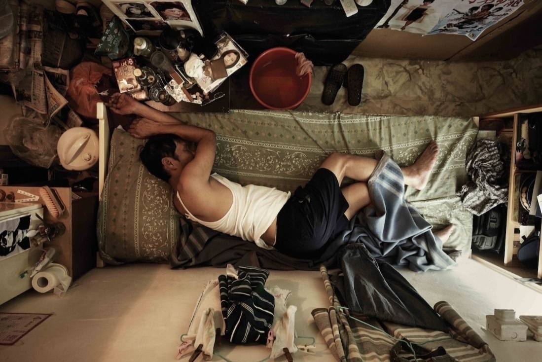 'Song mon' 24 nam trong nha quan tai, long sat o Hong Kong hinh anh