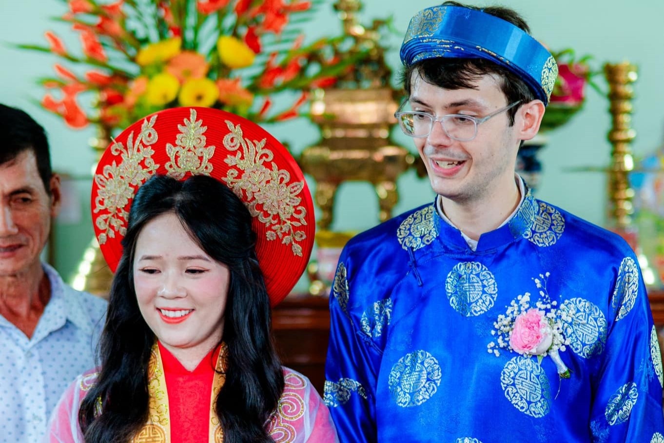 Re Phap an Tet mien Tay, phai nho cach xung ho hon 50 nguoi nha vo hinh anh