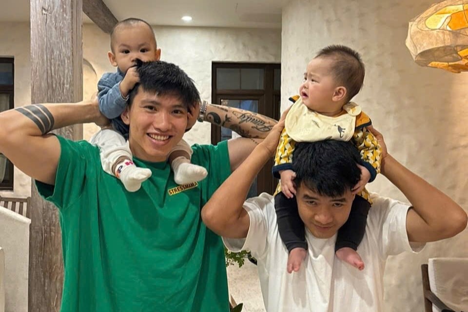 Buc anh 'nghin like' cua Doan Van Hau va Ha Duc Chinh hinh anh