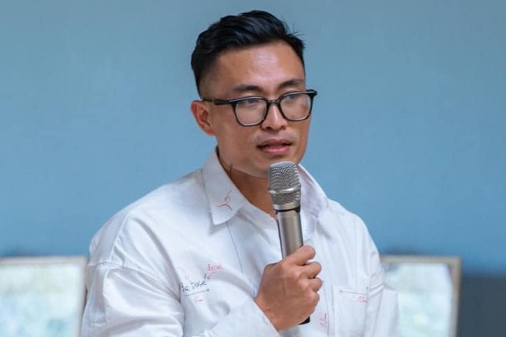 Phan Bao Long lai gay buc xuc vi xoa video xin loi, doi ten TikTok hinh anh