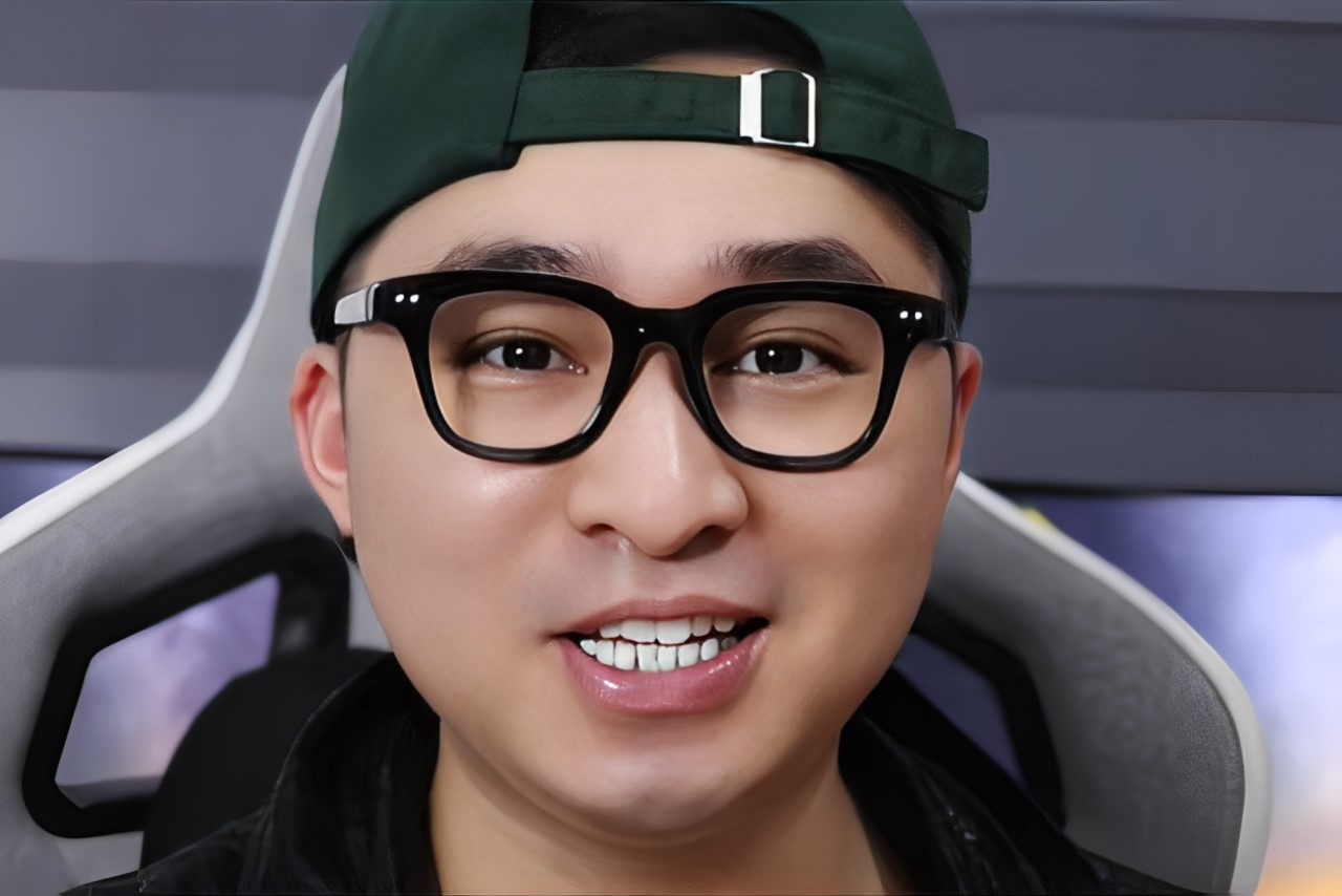 Them TikToker trieu view xin loi vi tung benh vuc Quang Linh Vlogs hinh anh