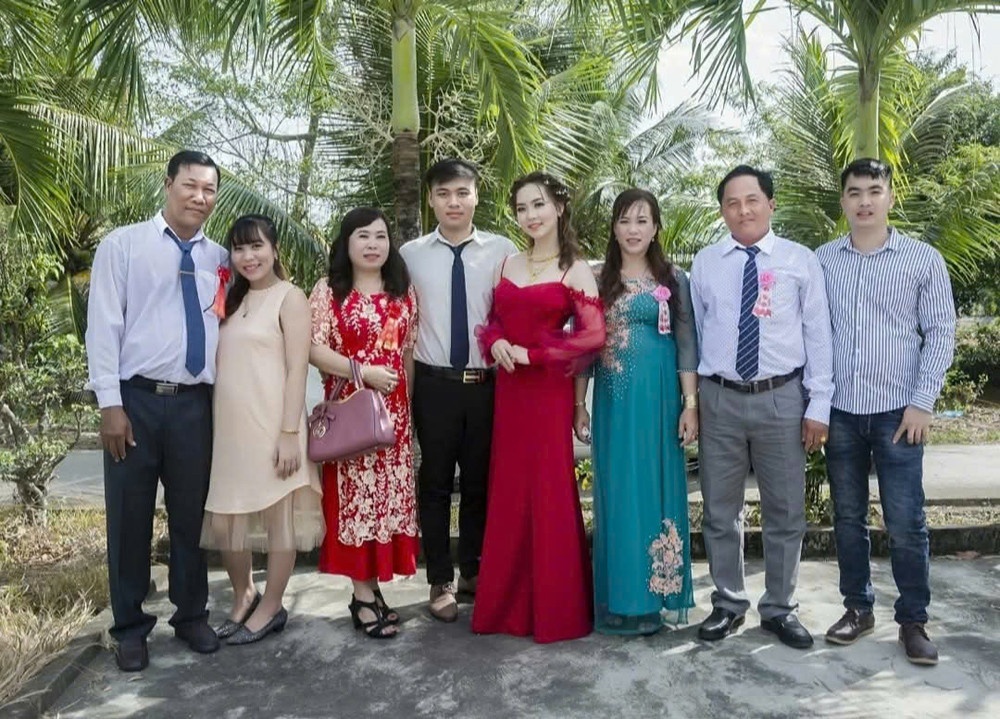 dam cuoi hy huu anh 3