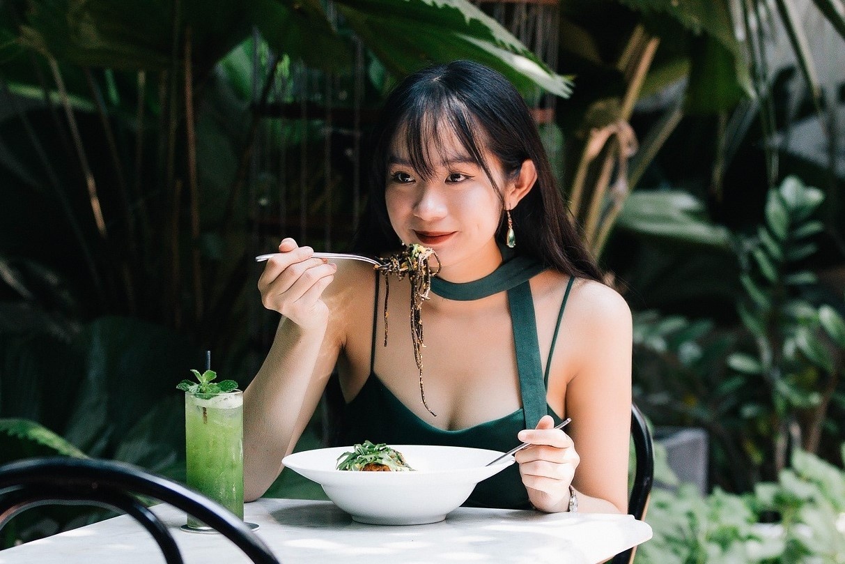 Quan com van phong ban 2 tieng, gong chi phi ca ngay o khu Phu My Hung hinh anh