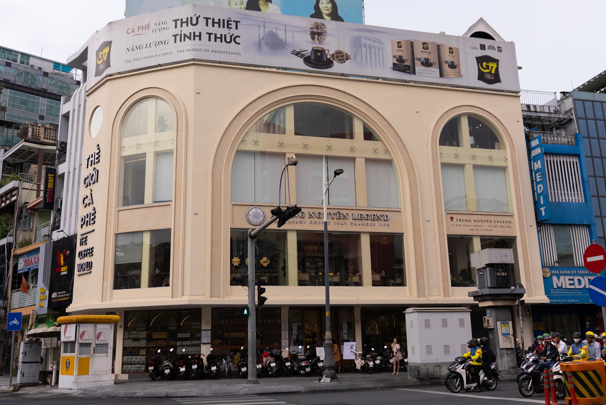 thu vien o tphcm anh 1