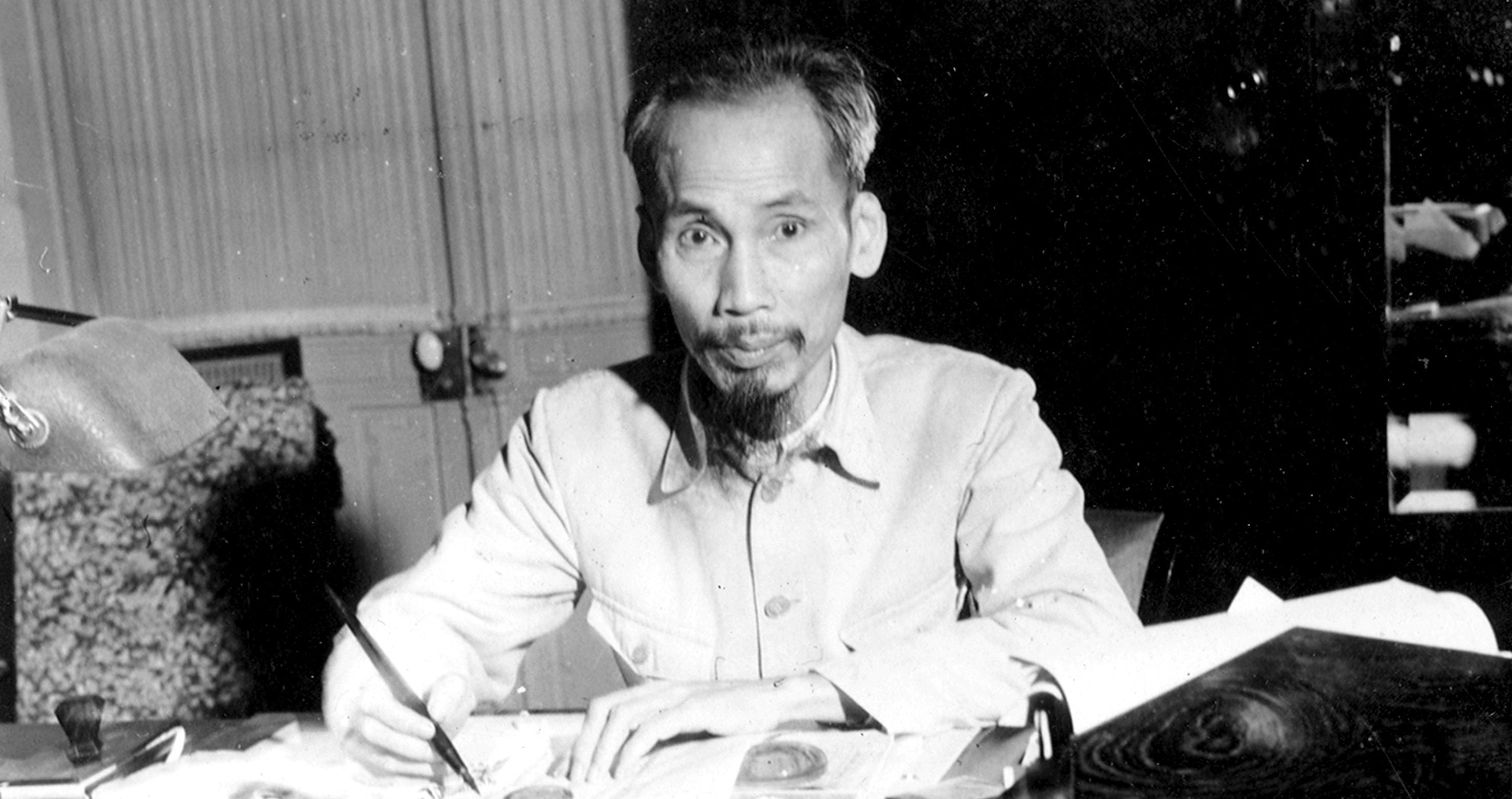 Nhung ngay dau lap quoc qua anh tu lieu ve Chu tich Ho Chi Minh hinh anh