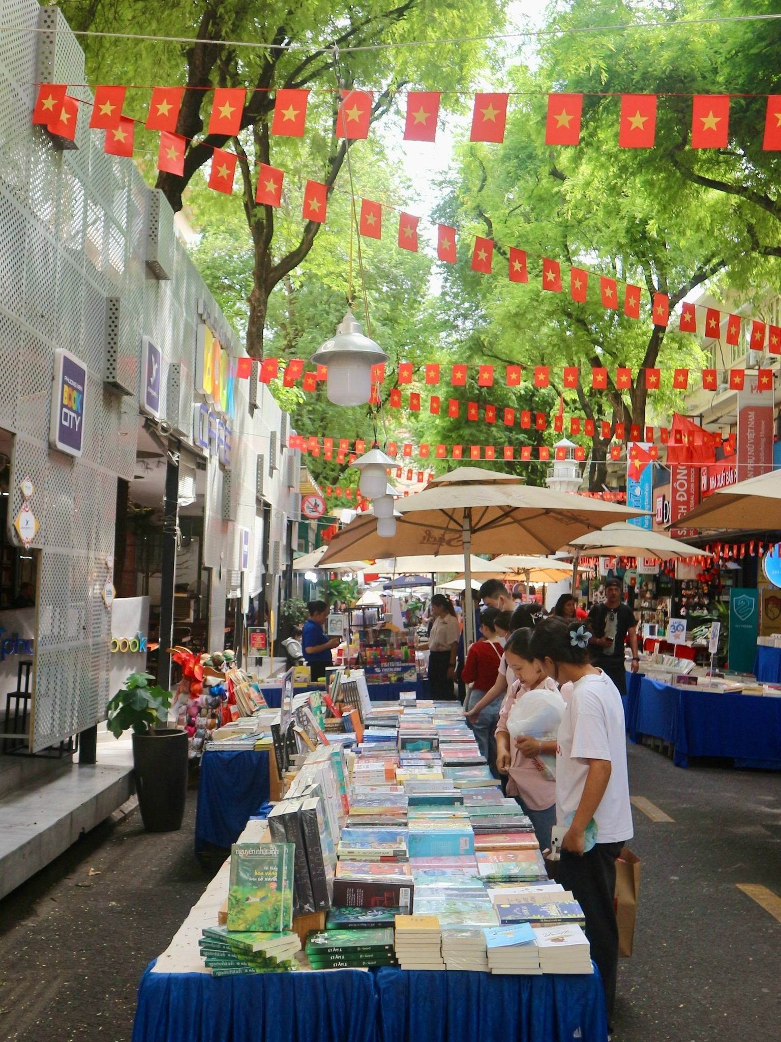 giu xe duong sach tphcm anh 2