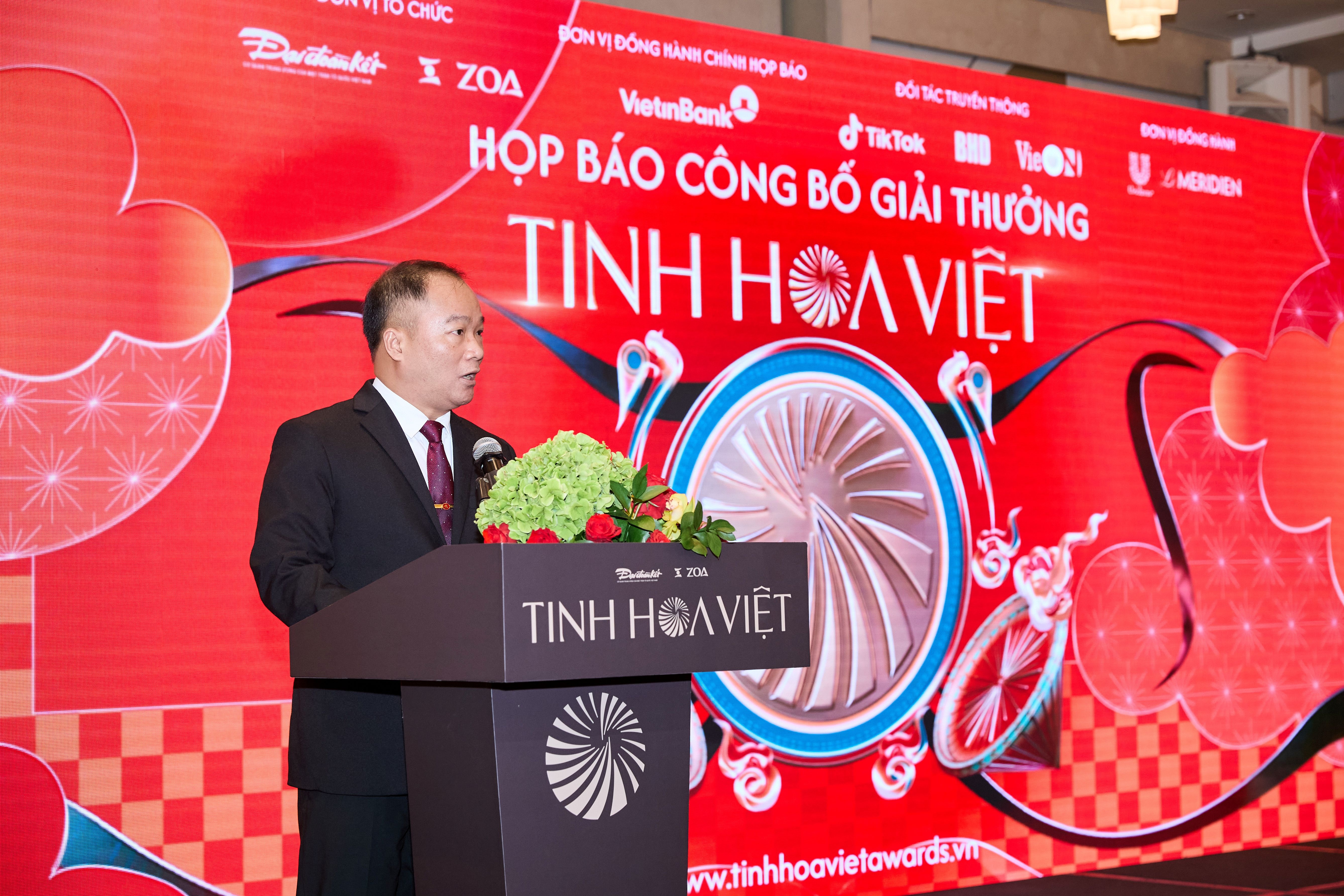 Tac pham van hoc Viet Nam co them san choi moi hinh anh