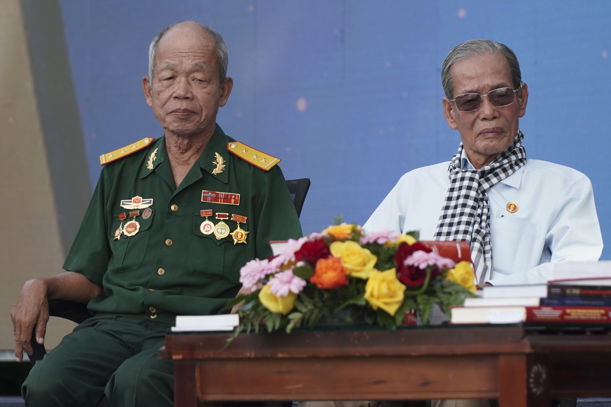 hoi sach con dao 2025 anh 27