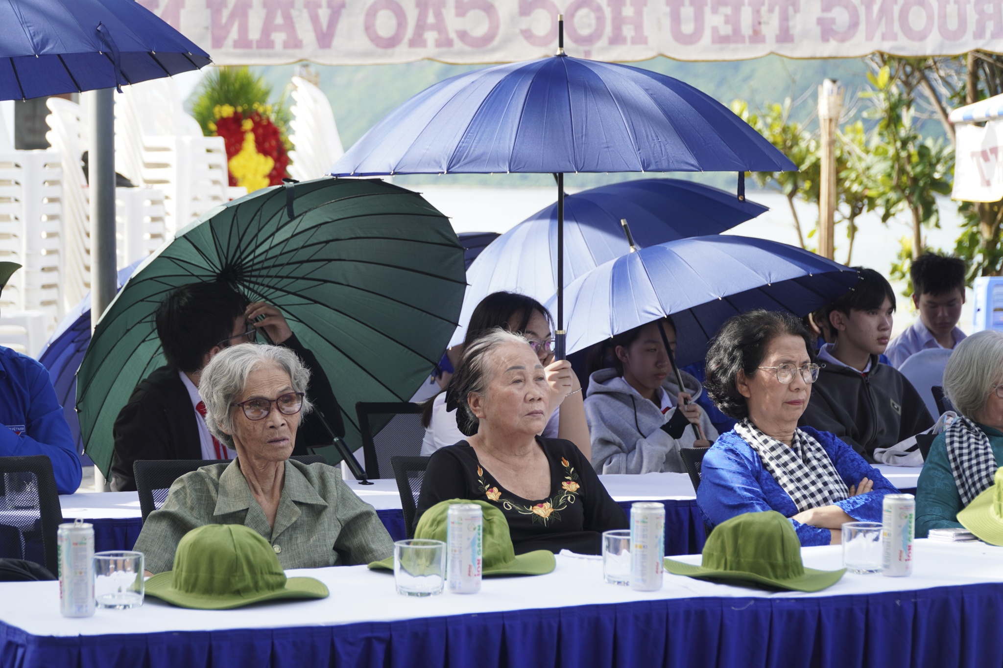 hoi sach con dao 2025 anh 29