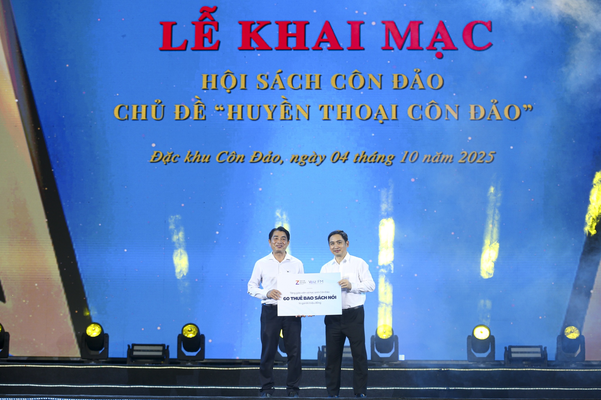 hoi sach con dao 2025 anh 9