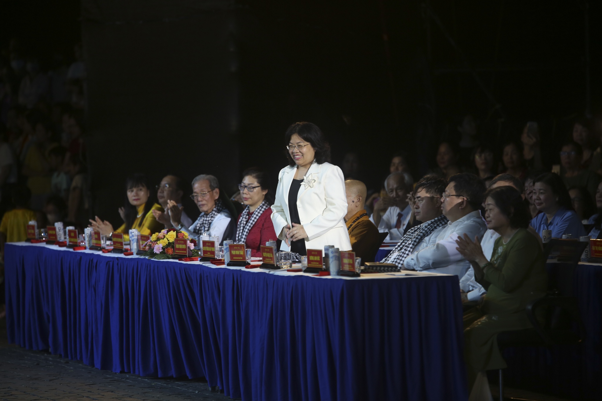 hoi sach con dao 2025 anh 6