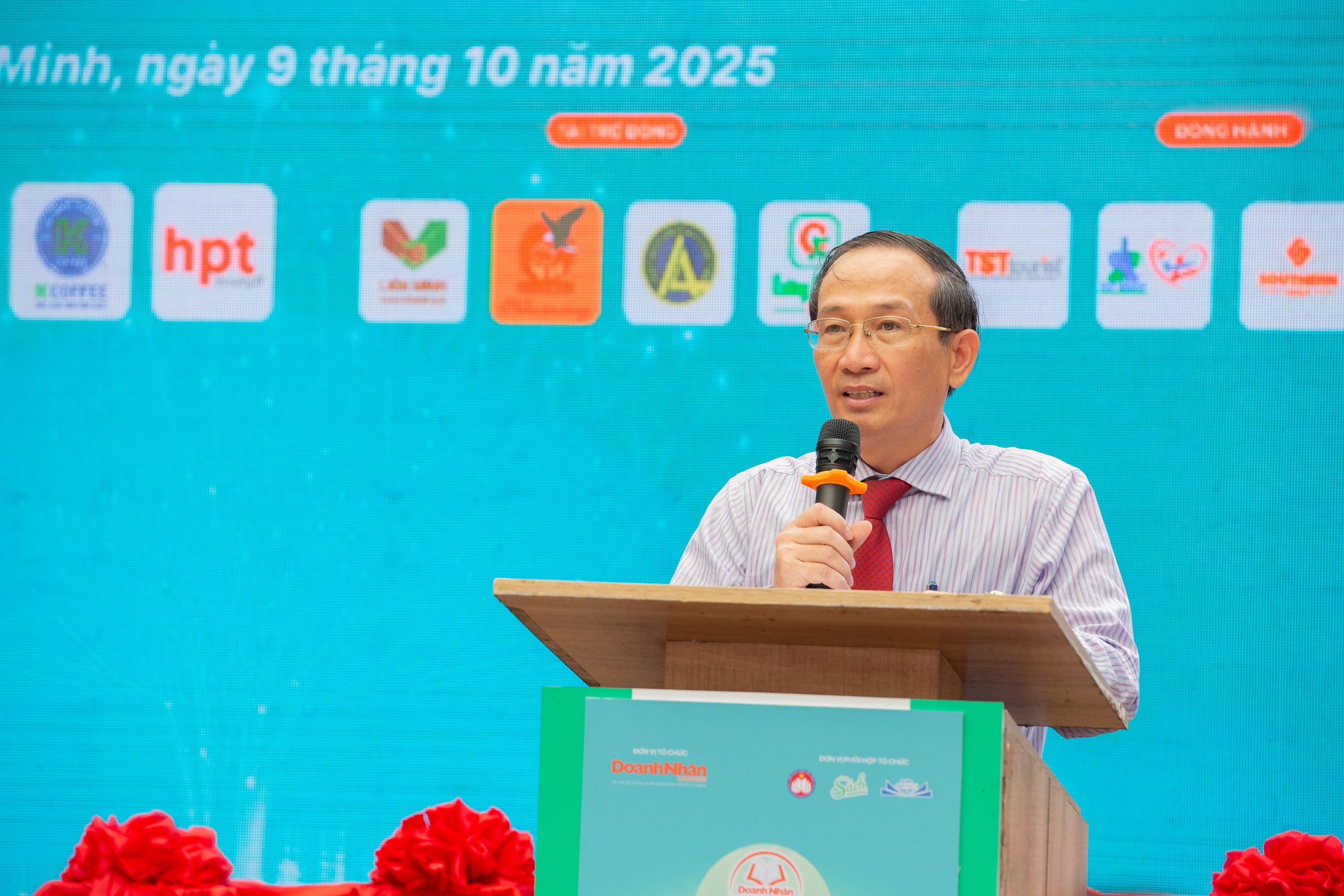 duong sach thanh pho anh 1