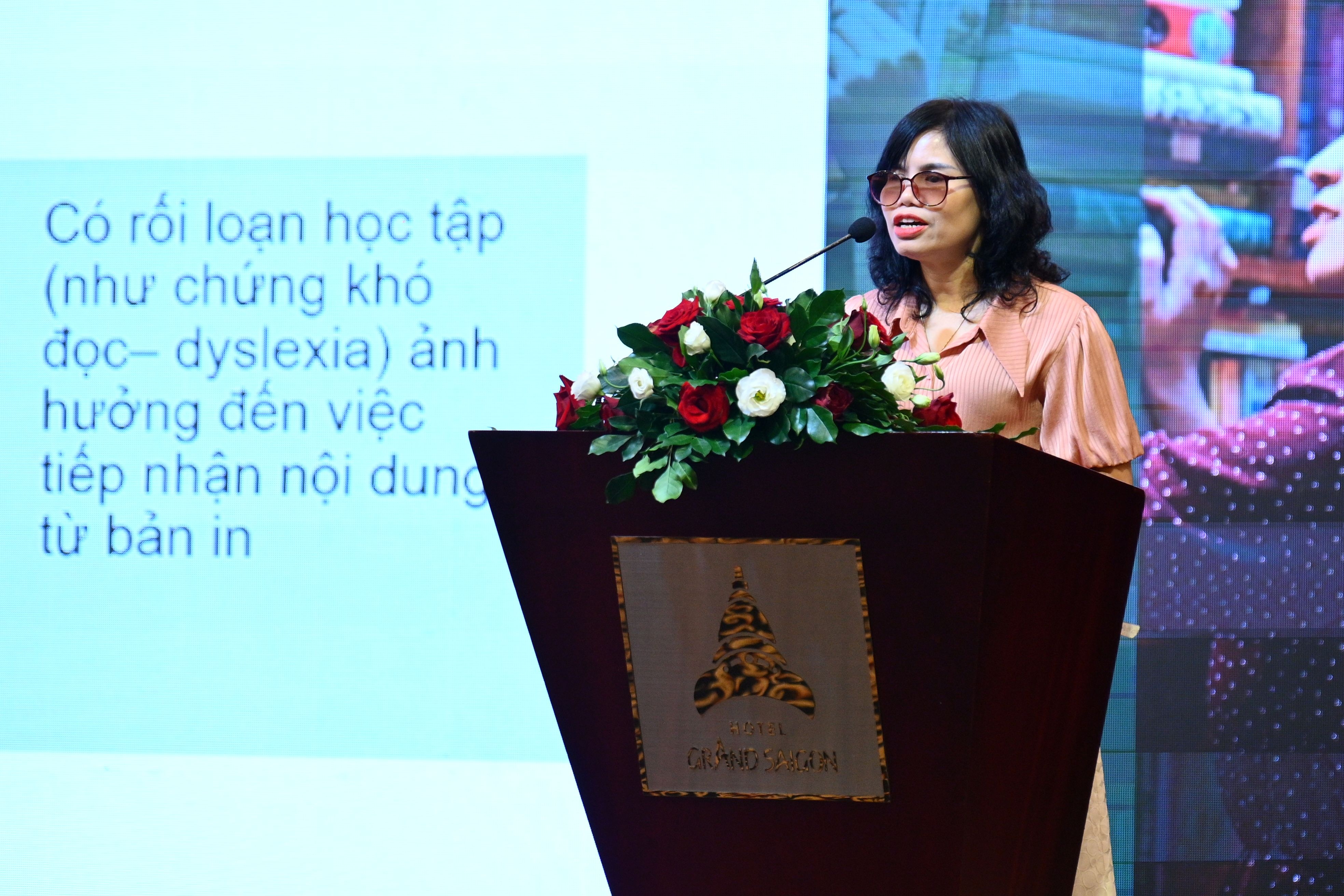 sach cho nguoi khiem thi anh 1