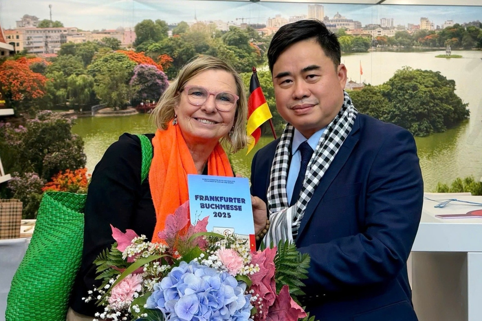 Dau an xuat ban Viet Nam tai Hoi sach Frankfurt 2025 hinh anh