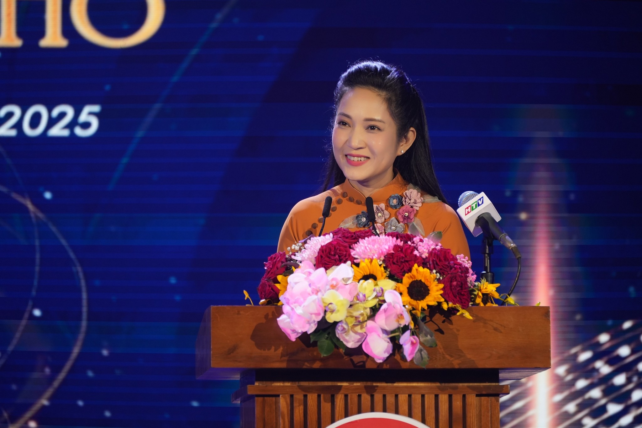 tho pho nhac tphcm anh 1