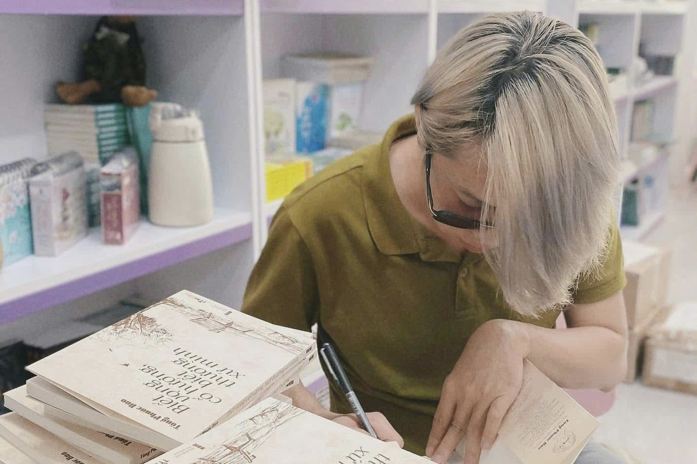 nha van tre thu nhap anh 2